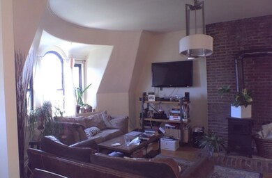 147 W Concord St unit 5, Boston, MA 02118 - photo 4