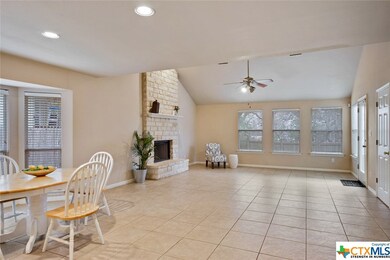 124 Dolly St, San Marcos, TX 78666 - photo 7