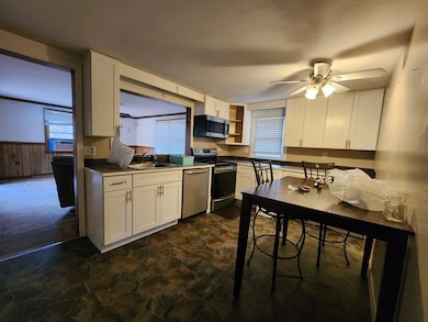 68 Hudson Rd, Stow, MA 01775 - photo 3