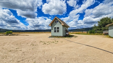 101 Sixty Ln, Cascade, ID 83611 - photo 6