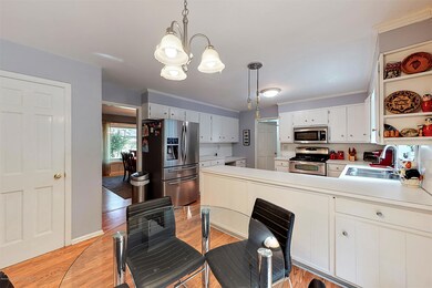Kitchen 4