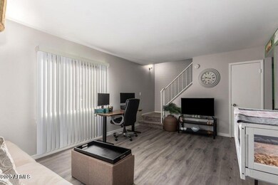 4240 N 67th Ln unit 420, Phoenix, AZ 85033 - photo 2