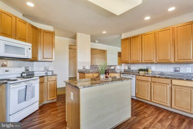 130 Chevy Chase St unit 406, Gaithersburg, MD 20878 - photo 5