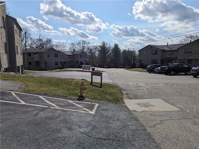 702 Pinewood Dr, Smithfield, RI 02917 - photo 5