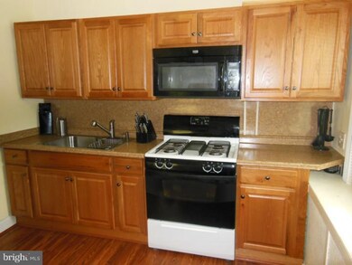 7241 Clinton Rd, Upper Darby, PA 19082 - photo 6