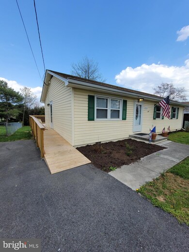 2116 First St, Middletown, VA 22645 - photo 2