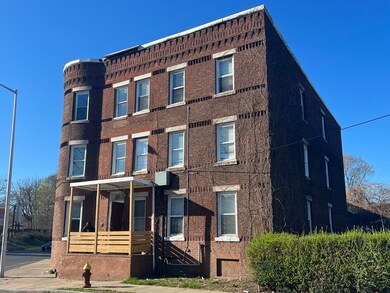 1060 Chicopee St, Chicopee, MA 01013 - photo 2