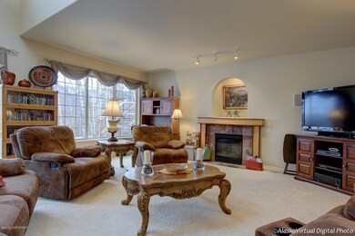 Living Room.jpg