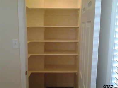 4917 4917 Forestwood Blvd, Tyler, TX 75703 - photo 4