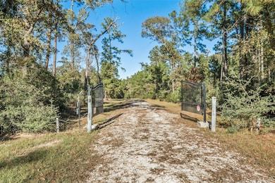 224 Comanche Rd, Oakhurst, TX 77359 - photo 2