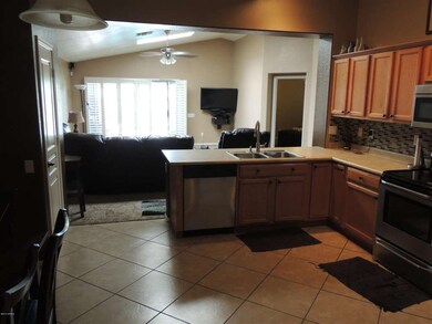 kitchet to living room