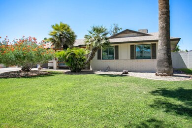 02_1828_W_Seldon_Way__02_mls
