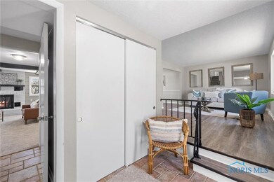 5904 Fleming Dr, Toledo, OH 43612 - photo 6