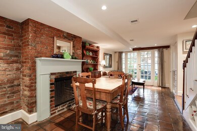 2732 P St NW, Washington, DC 20007 - photo 5