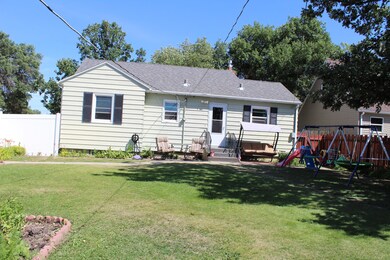 Backyard<|><|>