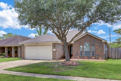 394 Henry St, Alvin, TX 77511 - photo 4