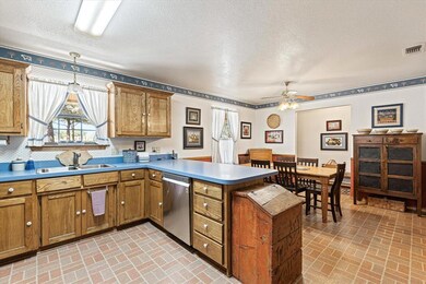 1221 Temple Hall Hwy, Granbury, TX 76049 - photo 7