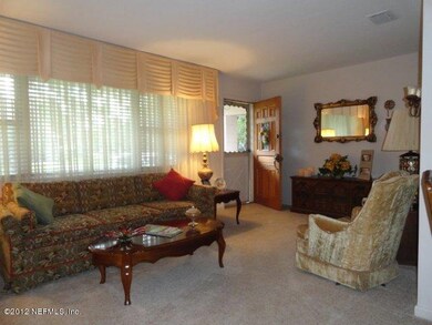 2244 Belinda Cir, Jacksonville, FL 32216 - photo 6