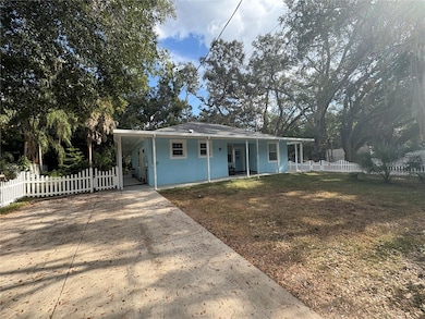 3715 Valley Tree Dr, Tampa, FL 33610 - photo 2