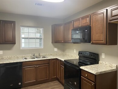 510 Moody St, Shelbyville, TN 37160 - photo 4