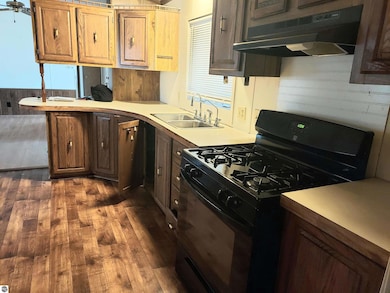 2787 Ray Blvd, Traverse City, MI 49686 - photo 4