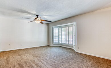 3336 Cliffrock living area view 1