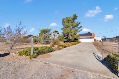 10834 Mono Rd, Victorville, CA 92392 - photo 3