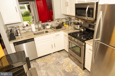 13 Royalty Cir, Owings Mills, MD 21117 - photo 7