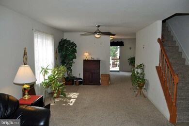 9364 Kings Post Ct, Laurel, MD 20723 - photo 4