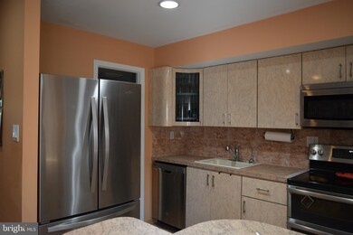 3126 E Village Rd, Southampton, PA 18966 - photo 7