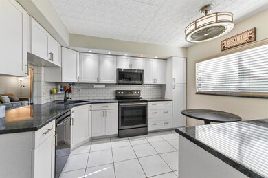 15451 Pembridge Dr unit 207, Delray Beach, FL 33484 - photo 7