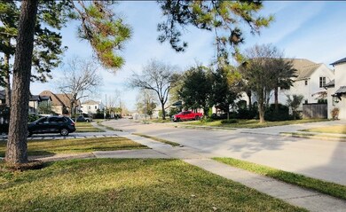 1605 Pine Chase Dr, Houston, TX 77055 - photo 5