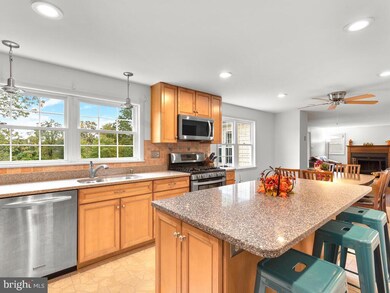 6257 Fairbourne Ct, Hanover, MD 21076 - photo 6