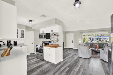 1241 12th Ct SW, Largo, FL 33770 - photo 3