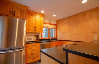 9 Clover Hill Rd unit 765B, Peru, VT 05152 - photo 4