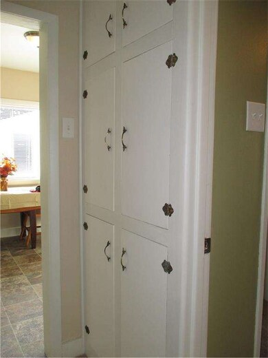 2400 Fruitland Blvd SW, Cedar Rapids, IA 52404 - photo 5