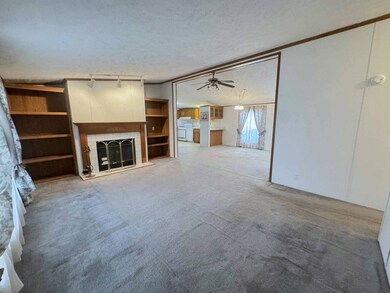 9067 W Timberview Dr unit 265, Newport, MI 48166 - photo 4