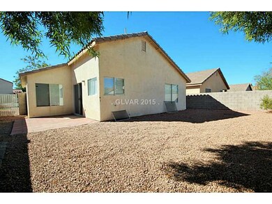 952 Moore Oaks Ct, Henderson, NV 89011 - photo 2