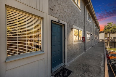 6311 Newtown Cir unit 11B2, Tampa, FL 33615 - photo 6