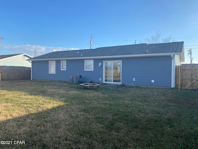 610 E Pine Forest Dr, Lynn Haven, FL 32444 - photo 2