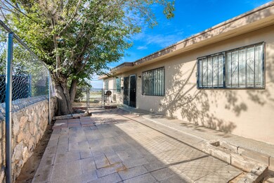 2812 Van Buren Ave unit A-C, El Paso, TX 79930 - photo 5
