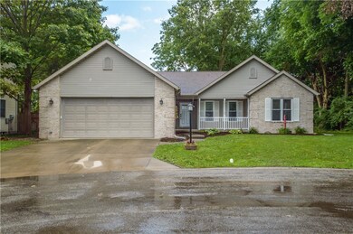 2029 Evergreen Ct, Mattoon, IL 61938 - photo 2