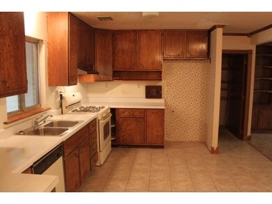 Open Kitchen