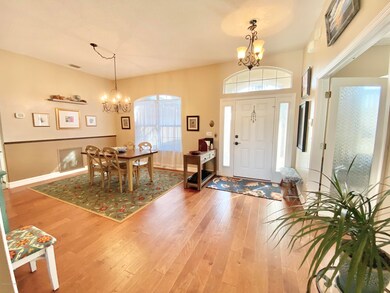 Open Entry w/ Hard Wood Floors!