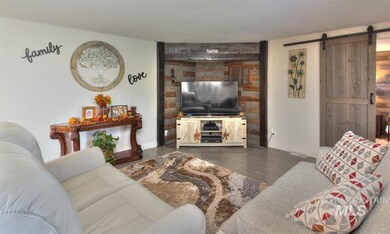 5015 E Ustick Rd unit 185, Caldwell, ID 83605 - photo 6