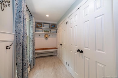 36 Old Johnson Ln, Middletown, CT 06457 - photo 3