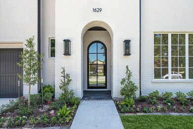 1629 Bayram Dr, Houston, TX 77055 - photo 2