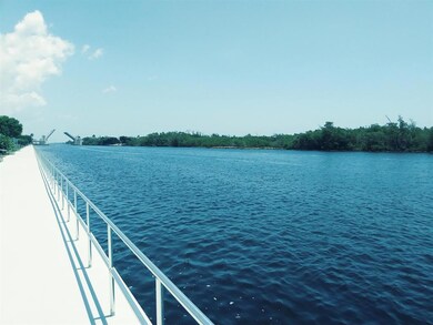 850 Horizons E unit 205, Boynton Beach, FL 33435 - photo 3