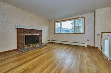 18 Gardner Ave, Woburn, MA 01801 - photo 4