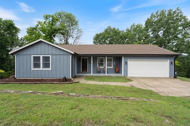 326 Hillcrest Rd, Eureka Springs, AR 72631 - photo 2